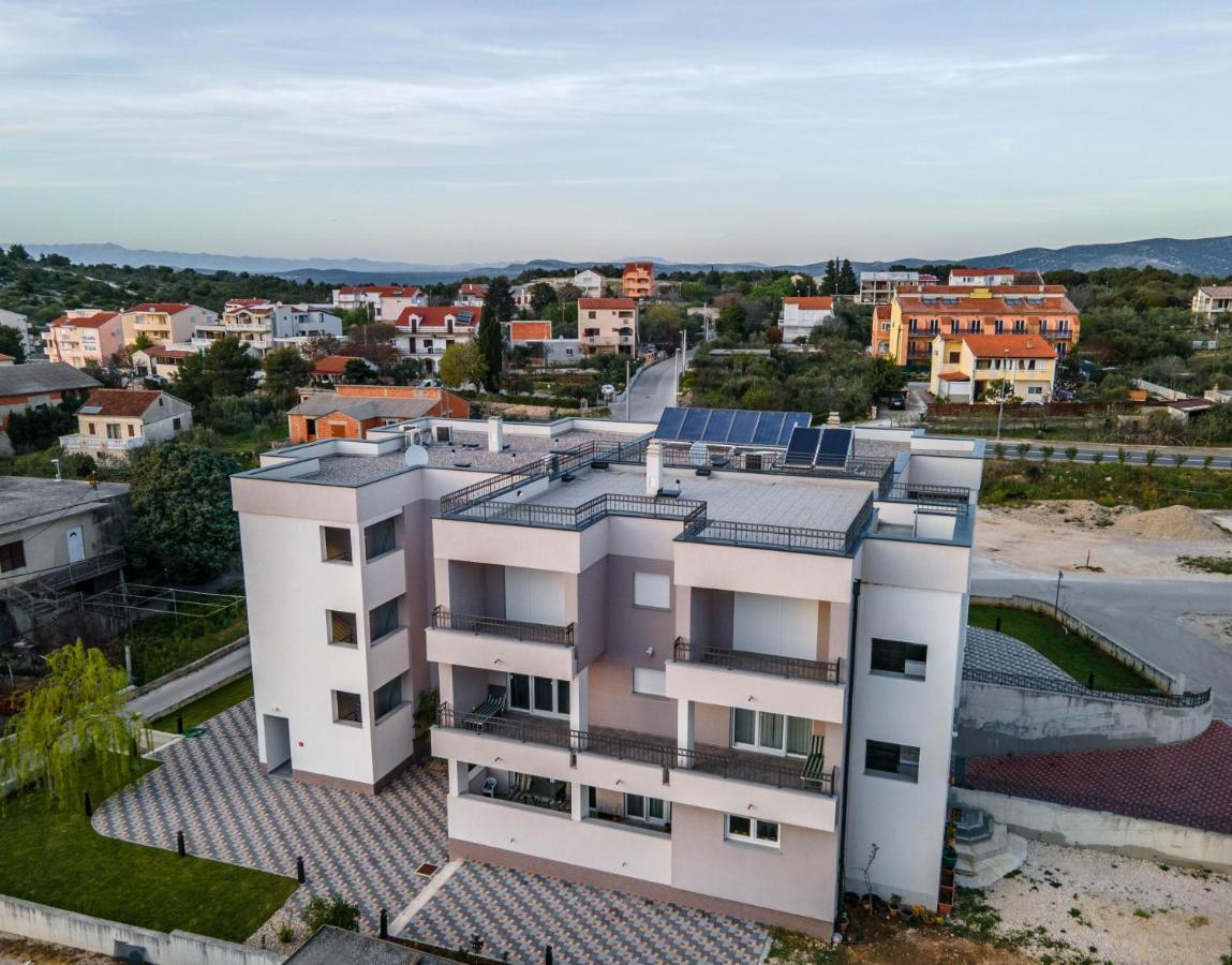 Apartmani Dalmacija 德拉格 外观 照片