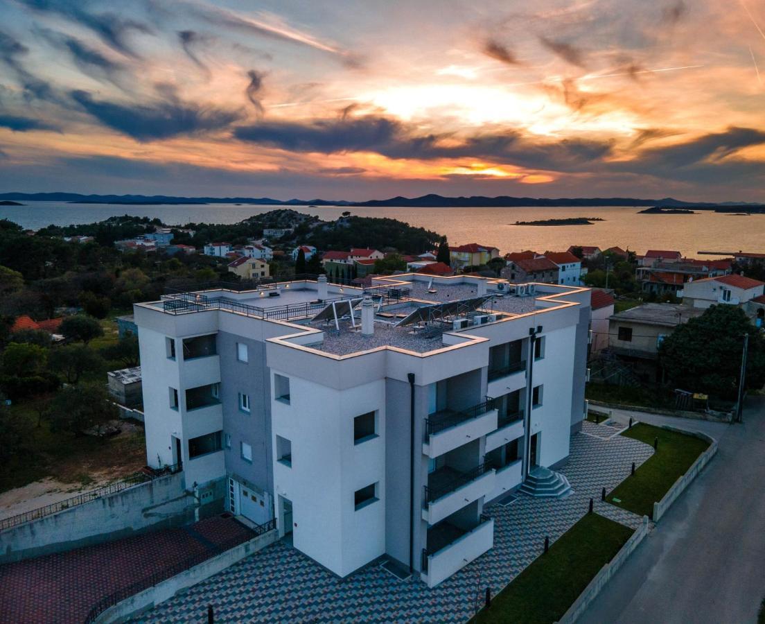 Apartmani Dalmacija 德拉格 外观 照片