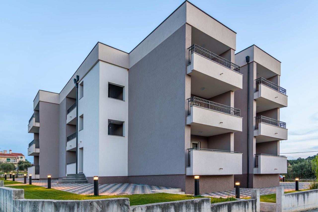 Apartmani Dalmacija 德拉格 外观 照片